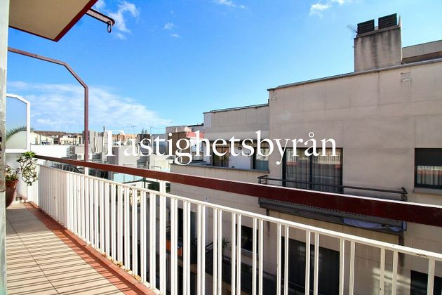 Foto 1 de Àtic en venda a Sants-Badal de 4 habitacions amb terrassa i balcó
