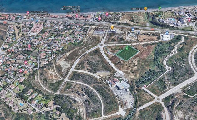 Foto 1 de Venta de terreno en Estepona Oeste - Valle Romano - Bahía Dorada de 2508 m²