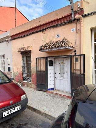 Foto 1 de Casa en venta en calle Doctor Buen de 3 habitaciones con terraza