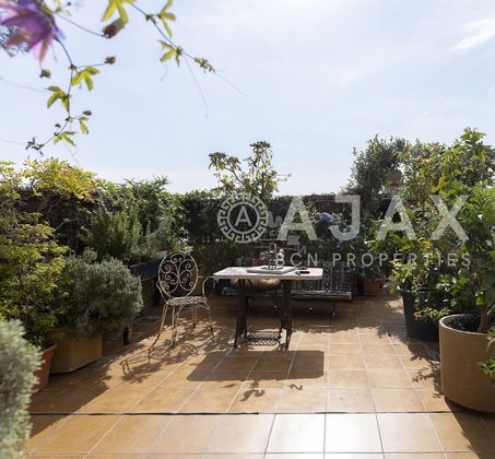 Foto 1 de Àtic en venda a Sant Gervasi - La Bonanova de 4 habitacions amb terrassa i aire acondicionat