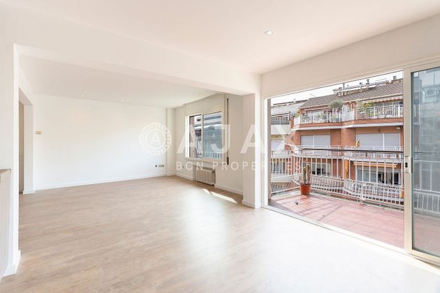 Foto 1 de Alquiler de piso en El Putxet i el Farró de 4 habitaciones con terraza y garaje