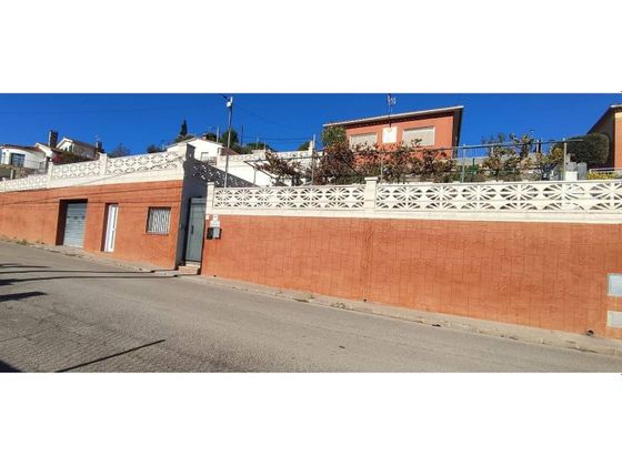 Foto 1 de Venta de casa en Sant Feliu de Codines de 3 habitaciones con piscina y garaje