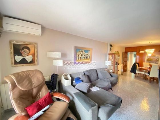 Foto 1 de Venta de piso en Can Vidalet de 4 habitaciones con balcón y aire acondicionado