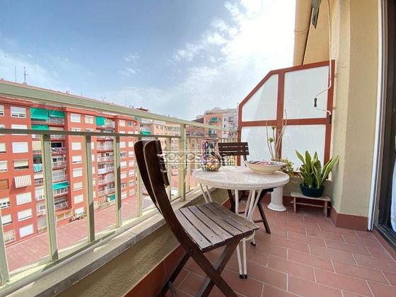 Foto 2 de Piso en alquiler en La Maternitat i Sant Ramon de 5 habitaciones con muebles y balcón