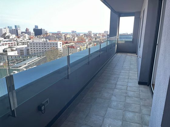 Foto 1 de Venta de piso en avenida Diagonal de 3 habitaciones con terraza y piscina