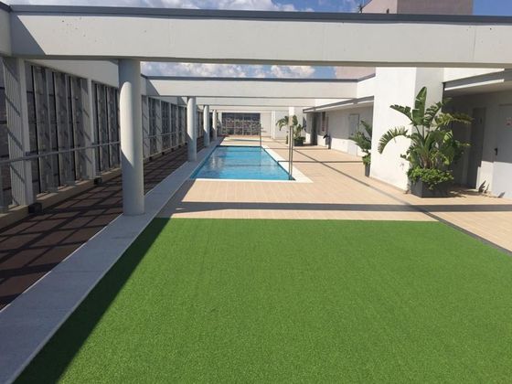 Foto 2 de Pis en venda a avenida Diagonal de 3 habitacions amb terrassa i piscina