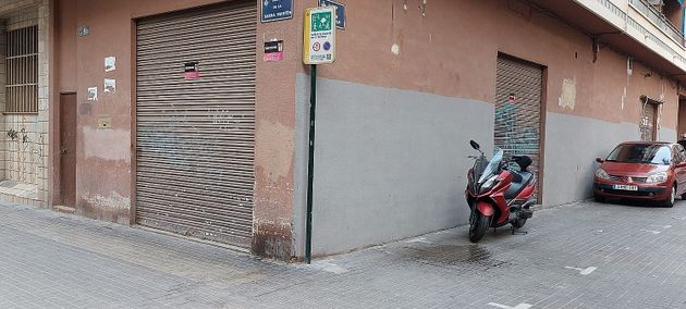 Foto 2 de Local en alquiler en calle De la Serra Martés de 65 m²
