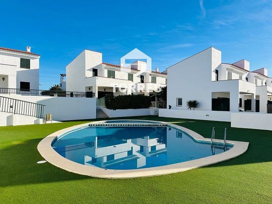Foto 2 de Pis en venda a Mercadal (Es) de 3 habitacions amb terrassa i piscina