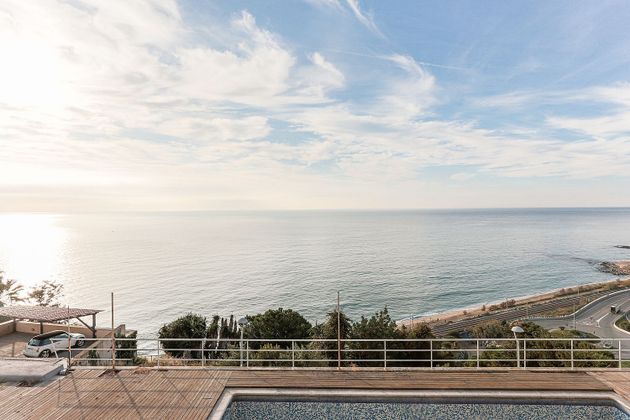 Foto 2 de Venta de chalet en Arenys de Mar de 6 habitaciones con terraza y piscina