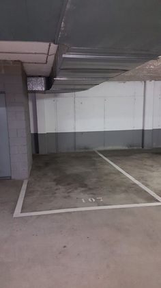 Foto 1 de Venta de garaje en Can Casablanques de 13 m²