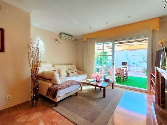 Foto 2 de Casa en venta en Centre - Castellar del Vallès de 4 habitaciones con garaje y jardín