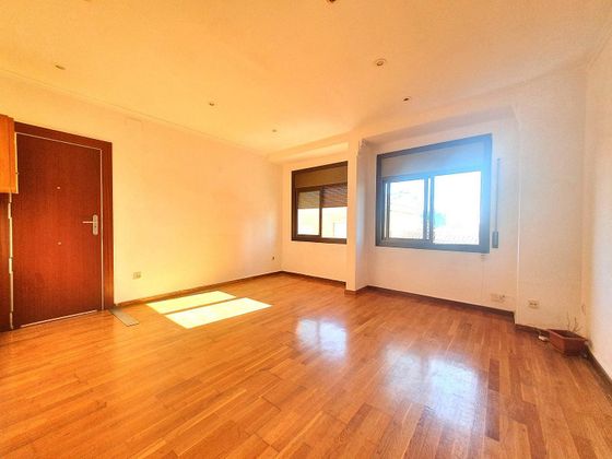 Foto 1 de Pis en venda a Espronceda - Campoamor - Santa Pau de 2 habitacions amb terrassa i aire acondicionat