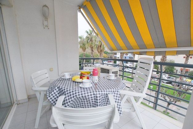 Foto 2 de Pis en lloguer a Vilassar de Mar de 3 habitacions amb terrassa i piscina