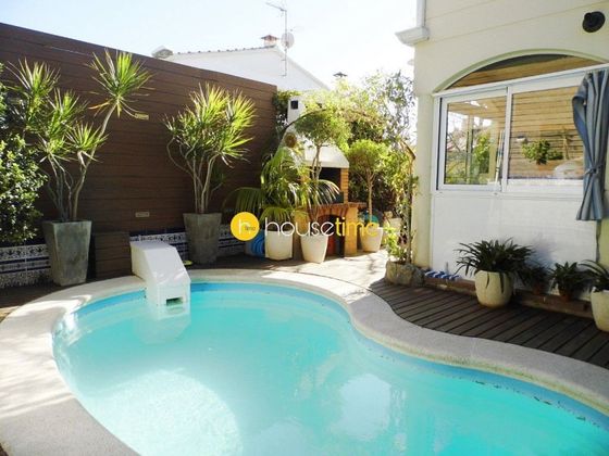 Foto 2 de Casa en venta en Sant Pol de Mar de 5 habitaciones con terraza y piscina