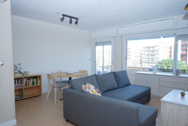 Foto 2 de Piso en alquiler en Vilassar de Mar de 2 habitaciones con terraza y ascensor