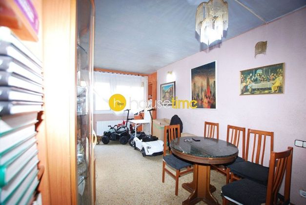 Foto 1 de Piso en venta en La Verneda i la Pau de 3 habitaciones con balcón y aire acondicionado