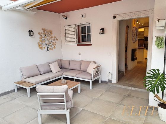 Foto 1 de Venta de chalet en calle Doctor Agustín Millares Carlo de 4 habitaciones con terraza y piscina