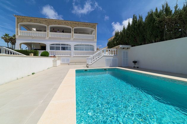Foto 2 de Ático en venta en Badia Blava-Badia Gran-Tolleric de 3 habitaciones con terraza y piscina
