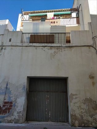 Foto 1 de Casa en venda a Centre - Torredembarra de 6 habitacions amb terrassa i garatge