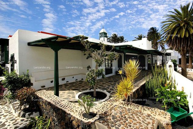 Foto 2 de Casa en venda a Haría pueblo de 22 habitacions amb terrassa i piscina