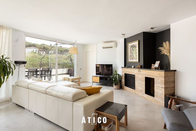 Foto 1 de Àtic en venda a Vallcarca i els Penitents de 4 habitacions amb terrassa i garatge