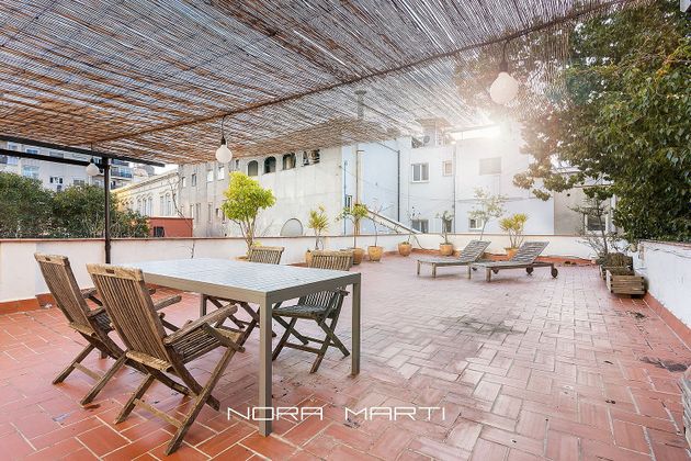 Foto 2 de Pis en venda a Vila de Gràcia de 3 habitacions amb terrassa i aire acondicionat