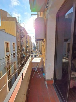 Foto 1 de Pis en venda a La Barceloneta de 2 habitacions amb balcó i aire acondicionat