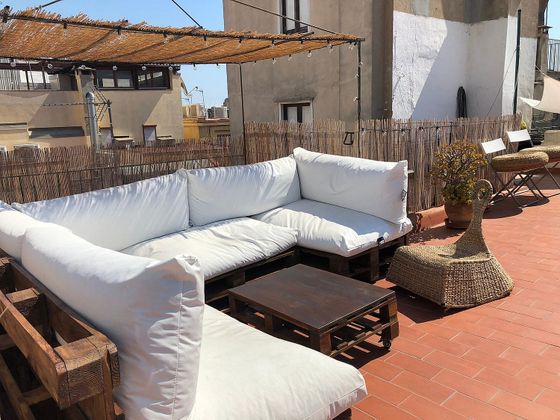 Foto 2 de Àtic en lloguer a Sant Pere, Santa Caterina i la Ribera de 2 habitacions amb terrassa i mobles