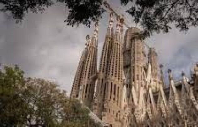 Foto 1 de Pis en venda a La Sagrada Família de 3 habitacions amb balcó i calefacció