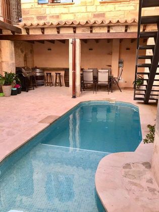 Foto 2 de Venta de casa en Algaida de 4 habitaciones con piscina y jardín