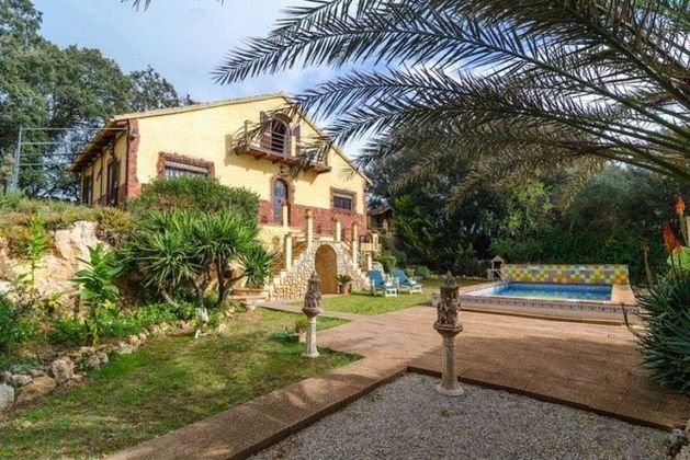 Foto 2 de Venta de chalet en Algaida de 4 habitaciones con terraza y piscina