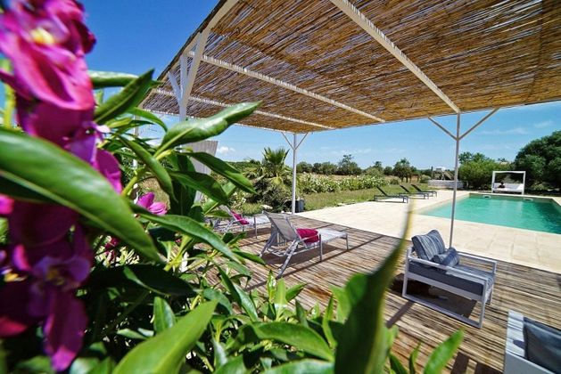 Foto 2 de Venta de chalet en Salines (Ses) de 5 habitaciones con terraza y piscina