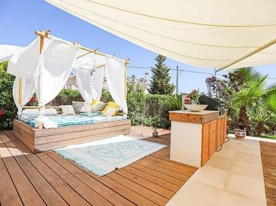 Foto 2 de Pis en venda a Cala Vinyes de 3 habitacions amb terrassa i piscina