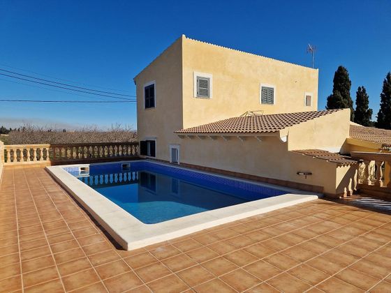 Foto 1 de Chalet en alquiler en Llubí de 4 habitaciones con terraza y piscina