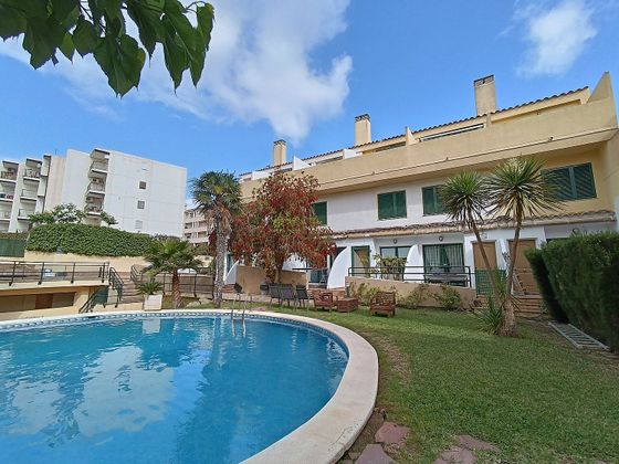 Foto 1 de Venta de casa en Arenal de 4 habitaciones con terraza y piscina