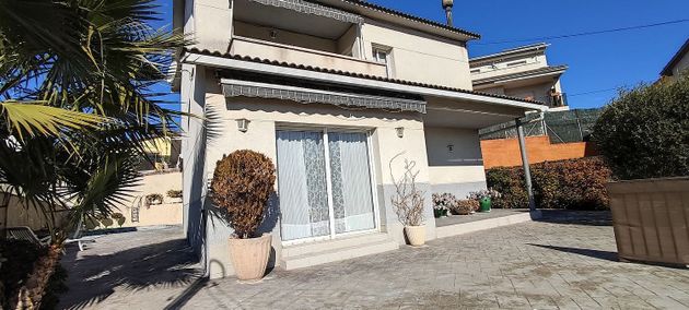 Foto 1 de Venta de chalet en Lliçà d´Amunt de 3 habitaciones con terraza y piscina