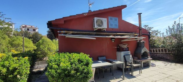 Foto 2 de Venta de chalet en Lliçà d´Amunt de 3 habitaciones con terraza y jardín