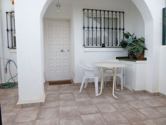 Foto 2 de Casa en alquiler en El Faro de Calaburra - Chaparral de 2 habitaciones con terraza y piscina