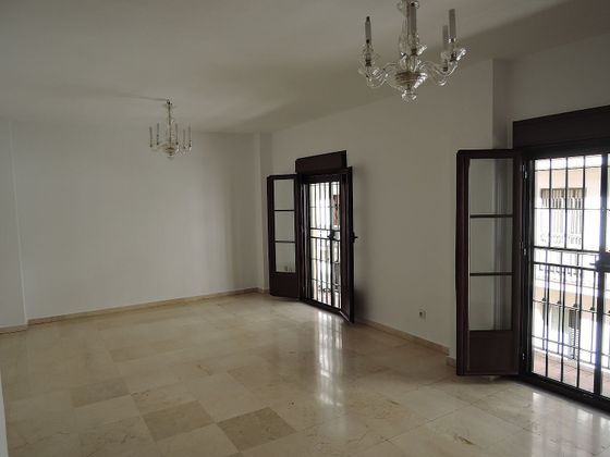Foto 1 de Pis en lloguer a Arenal de 4 habitacions amb terrassa i balcó