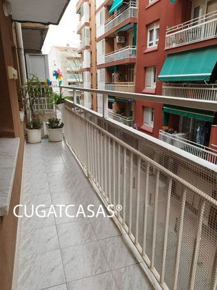 Foto 1 de Piso en venta en Centre - Rubí de 3 habitaciones con garaje y balcón