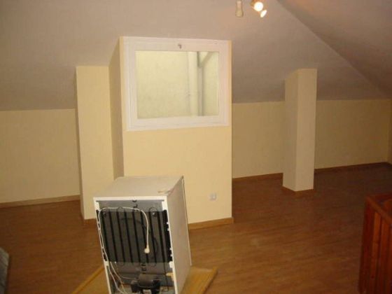 Foto 2 de Dúplex en venta en Centre - Estació de 1 habitación con garaje y balcón