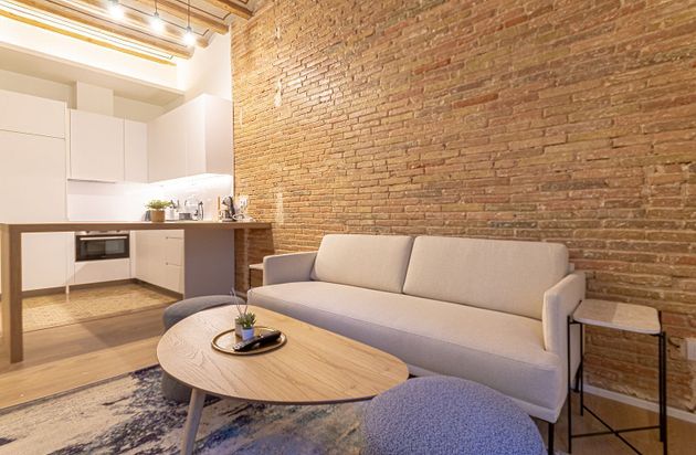 Foto 1 de Pis en lloguer a calle De Santa Peronella Sarriàsant Gervasi de 4 habitacions amb terrassa i mobles