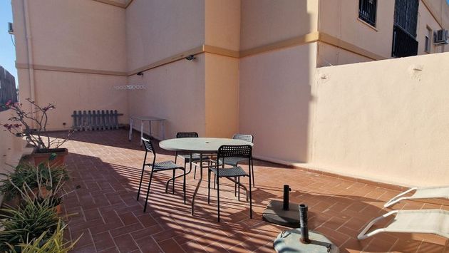 Foto 2 de Alquiler de ático en Sant Antoni de 4 habitaciones con terraza y muebles