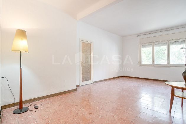 Foto 1 de Piso en venta en El Camp d'en Grassot i Gràcia Nova de 5 habitaciones con calefacción y ascensor