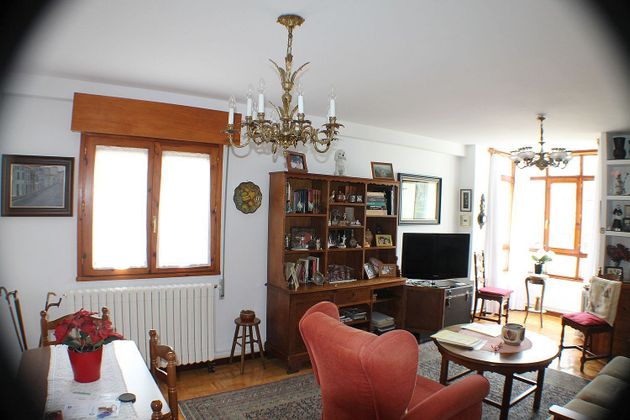 Foto 1 de Pis en venda a Ribadedeva de 3 habitacions amb garatge i jardí