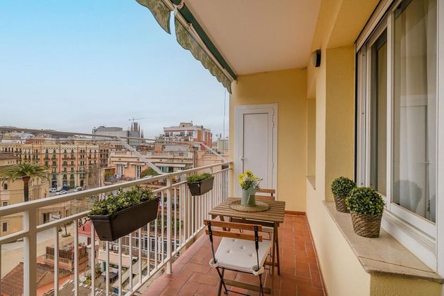 Foto 2 de Piso en venta en La Dreta de l'Eixample de 2 habitaciones con terraza y balcón
