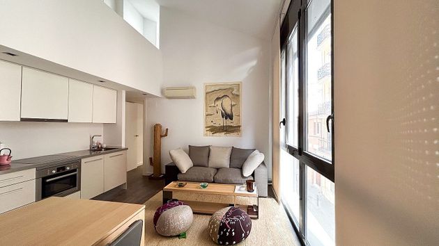 Foto 1 de Dúplex en venda a Vila de Gràcia de 2 habitacions amb aire acondicionat i calefacció