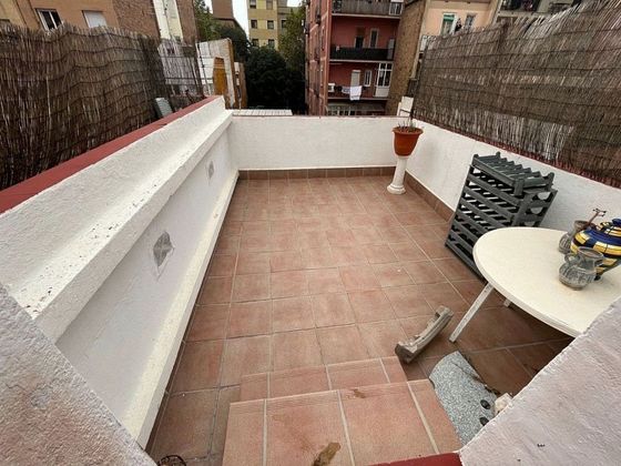Foto 2 de Casa en venda a La Sagrada Família de 5 habitacions amb terrassa i balcó
