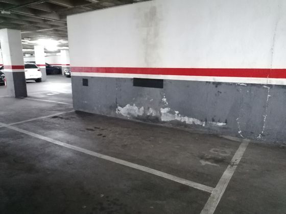 Foto 1 de Garatge en lloguer a calle De L'equador de 9 m²