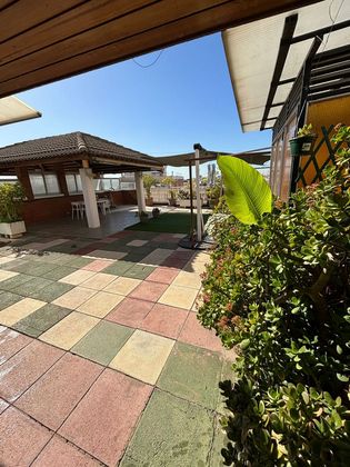 Foto 1 de Ático en venta en carretera De Collblanc de 6 habitaciones con terraza y garaje